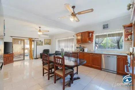 Property photo of 39 Kiewa Crescent Dallas VIC 3047