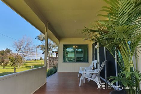 Property photo of 62 Beach Road Metung VIC 3904