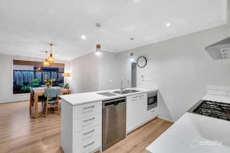 Property photo of 16 Ayredale Street Clyde VIC 3978