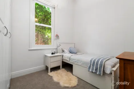 Property photo of 58 Riddell Parade Elsternwick VIC 3185