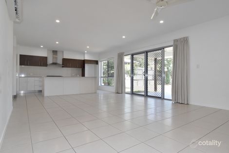 Property photo of 8 Iris Road Kirkwood QLD 4680