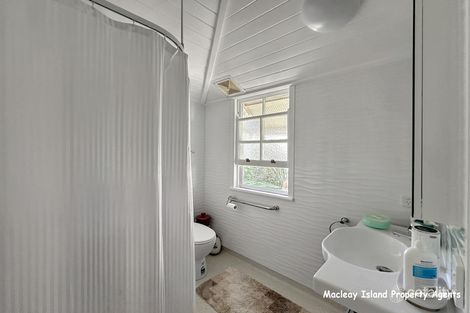 Property photo of 16 Orion Street Macleay Island QLD 4184