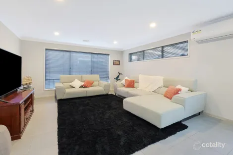 Property photo of 32 Rawlings Drive Warrnambool VIC 3280