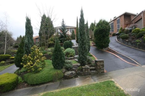 9 Bentley Ct, Warranwood, VIC 3134