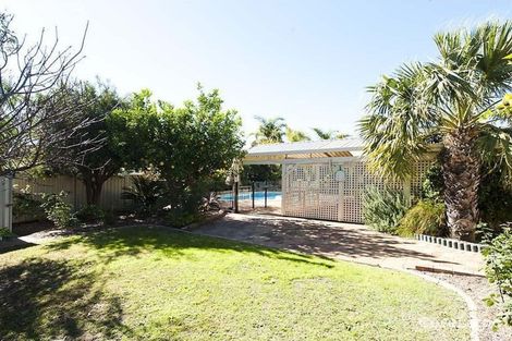 Property photo of 1 Carterton Place Padbury WA 6025