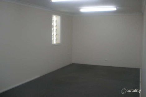 220 Newburn Rd, High Wycombe, WA 6057