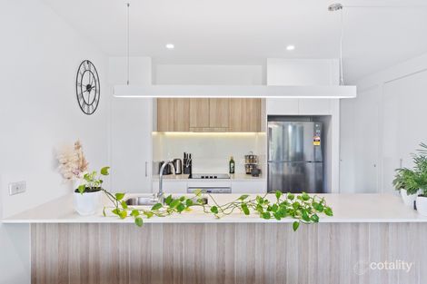 Property photo of 201/18 Mermaid Street Chermside QLD 4032