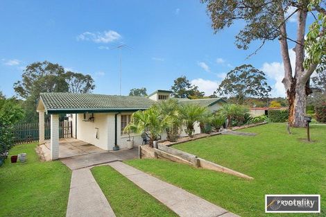 13 Lawn Ave, Bradbury, NSW 2560