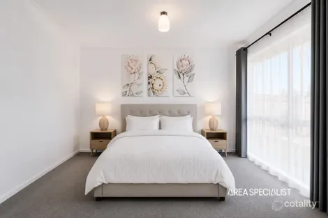 7 Socrates Way, Rockbank, VIC 3335
