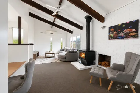Property photo of 7 Socrates Way Rockbank VIC 3335