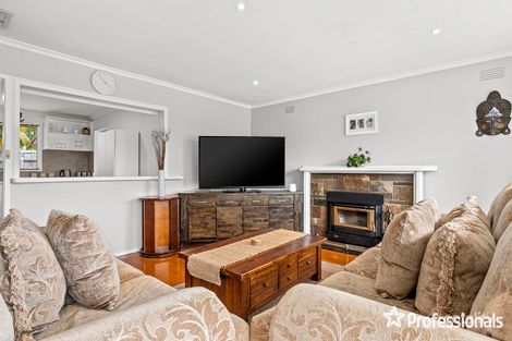 Property photo of 18 Holmes Road Mooroolbark VIC 3138