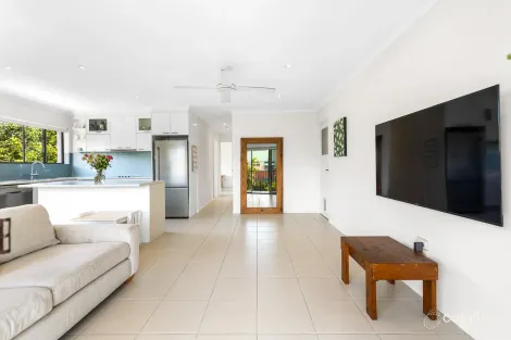 Property photo of 4/85 Goonawarra Drive Mooloolaba QLD 4557