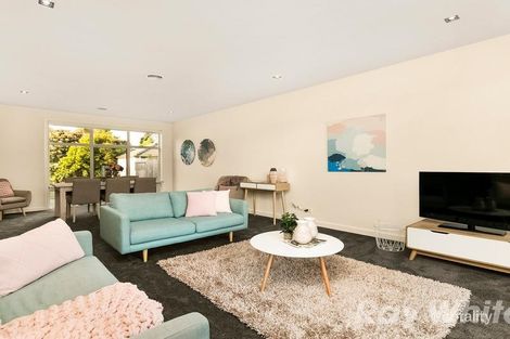 Property photo of 14 Rathdowne Way Mulgrave VIC 3170