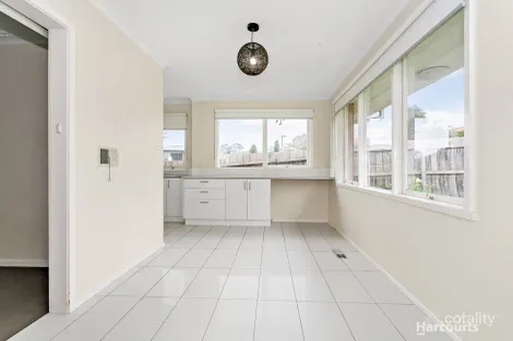 12 HAKEA ST, TEMPLESTOWE, VIC 3106