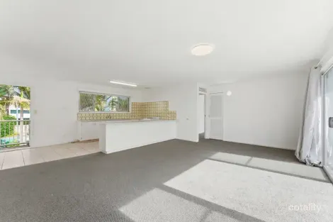 1/2423 Gold Coast Hwy, Mermaid Beach, QLD 4218