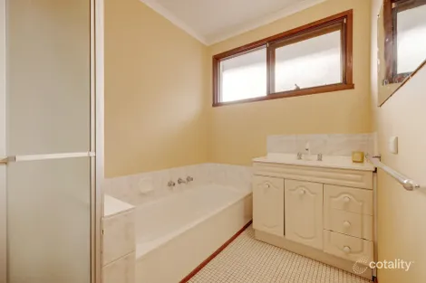Property photo of 7 Lamb Street Cranbourne VIC 3977