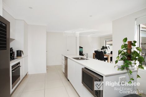 Property photo of 6/21 Pur Pur Avenue Lake Illawarra NSW 2528