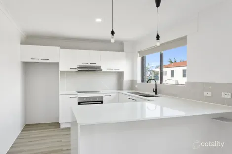Property photo of 15/2269-2271 Gold Coast Highway Mermaid Beach QLD 4218