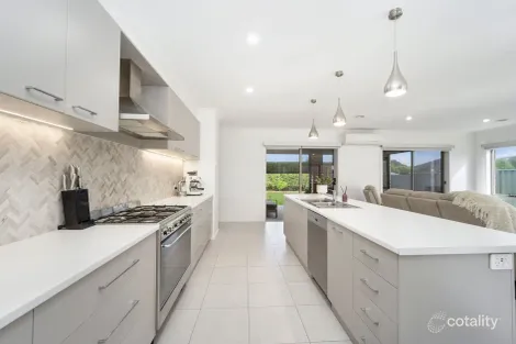 Property photo of 33 Keane Street Koroit VIC 3282