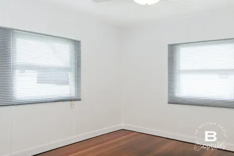 Property photo of 12 Darwin Street Beenleigh QLD 4207