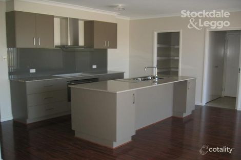 Property photo of 2/31 Dardel Drive Bannockburn VIC 3331