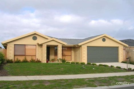 25 Frances Dr, Mount Martha, VIC 3934