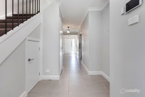 Property photo of 19 Brookfield Avenue Fletcher NSW 2287