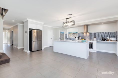 Property photo of 19 Brookfield Avenue Fletcher NSW 2287