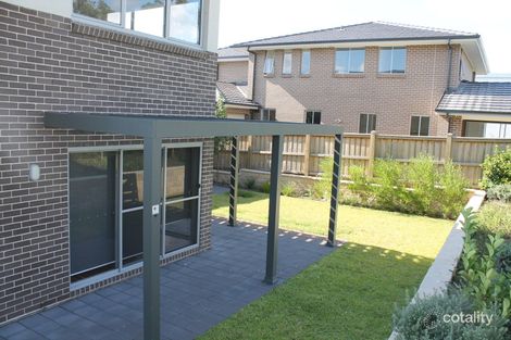 Property photo of 16 Rowe Drive Potts Hill NSW 2143
