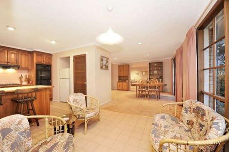 Property photo of 2/3 Birdwood Street Box Hill South VIC 3128