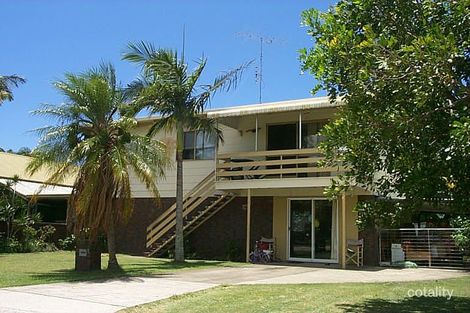 8 Riviera Ave, Tweed Heads West, NSW 2485