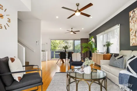 Property photo of 50/30 Taylor Place Mackenzie QLD 4156