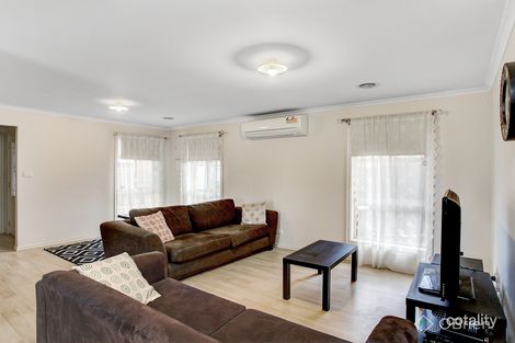 Property photo of 2/5 Bellinger Crescent Wyndham Vale VIC 3024