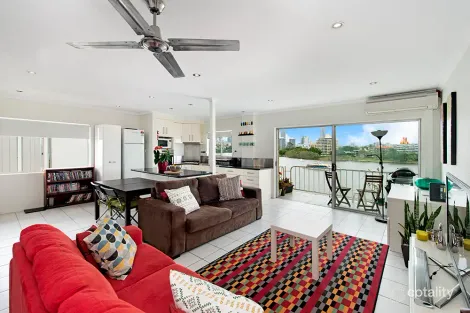5/57 Laidlaw Pde, East Brisbane, QLD 4169