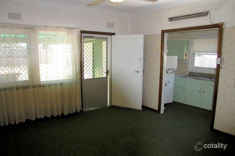 Property photo of 2 Amy Road Peakhurst NSW 2210