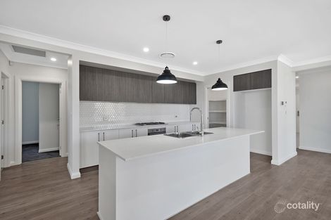 Property photo of 37 Sunstone Way Leppington NSW 2179