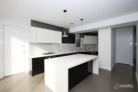 Property photo of 2/197 Tooronga Road Glen Iris VIC 3146