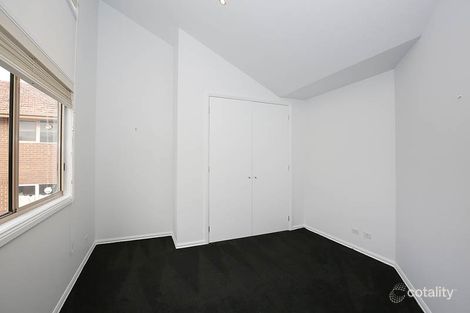 Property photo of 2/197 Tooronga Road Glen Iris VIC 3146