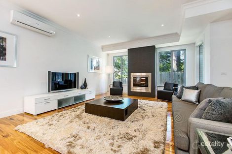 Property photo of 2/19 Lynden Grove Mount Waverley VIC 3149