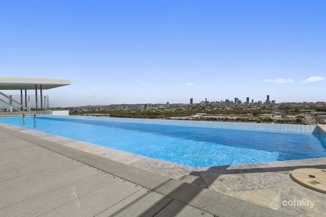 Property photo of 2014/123 Cavendish Road Coorparoo QLD 4151