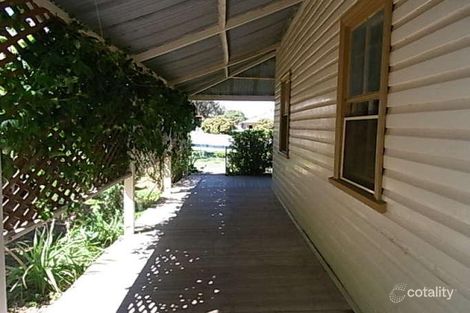 Property photo of 2 Middle Street Grenfell NSW 2810