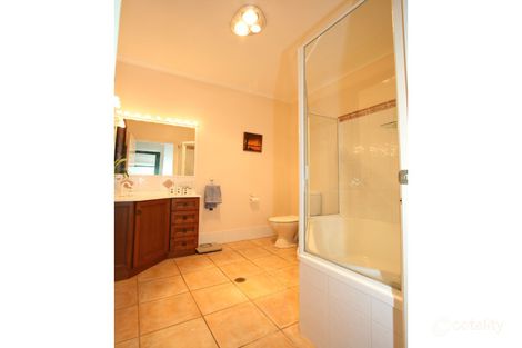 Property photo of 4 Elliot Street Norman Park QLD 4170