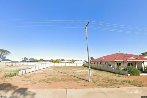 Property photo of 8 Cummings Street Merredin WA 6415