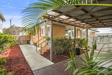 Property photo of 2/78 Kent Road Wooloowin QLD 4030