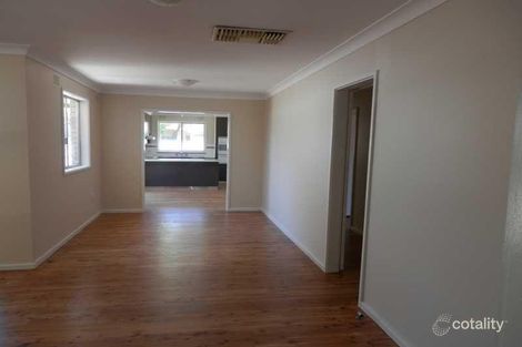 Property photo of 38 Nixon Crescent Tolland NSW 2650