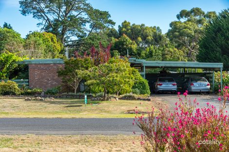 25 White Ave, Romsey, VIC 3434