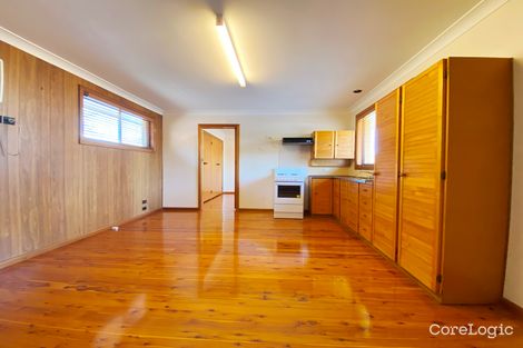 Property photo of 1 Fisher Crescent Pendle Hill NSW 2145