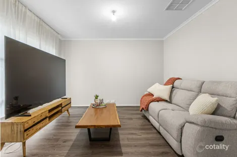 Property photo of 5 Teakle Court Angle Vale SA 5117