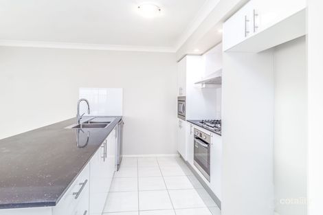 31 Howarth St, Ropes Crossing, NSW 2760