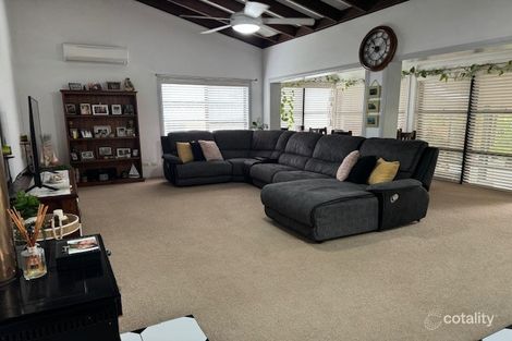 Property photo of 10 Windsor Street Tarbuck Bay NSW 2428